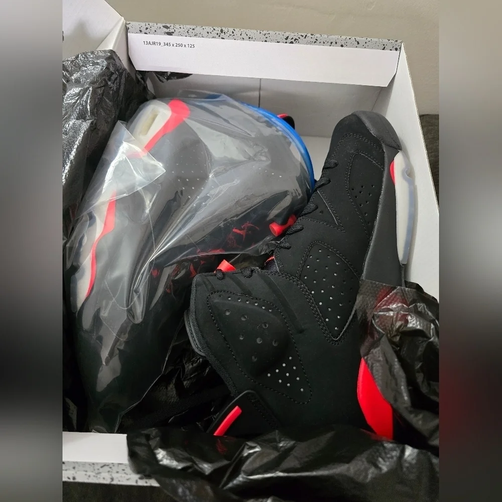 Jordan Speckled Gray and Black Box